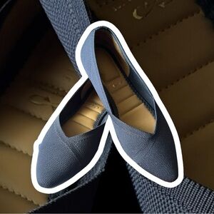 Kelly & Katie Blue Jayde Flats 6.5